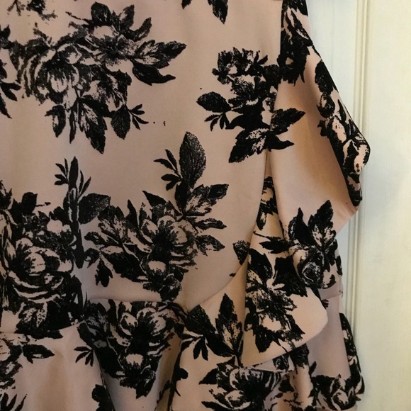 Design Lab ruffled sleeveless dress! - Picture 3 of 6